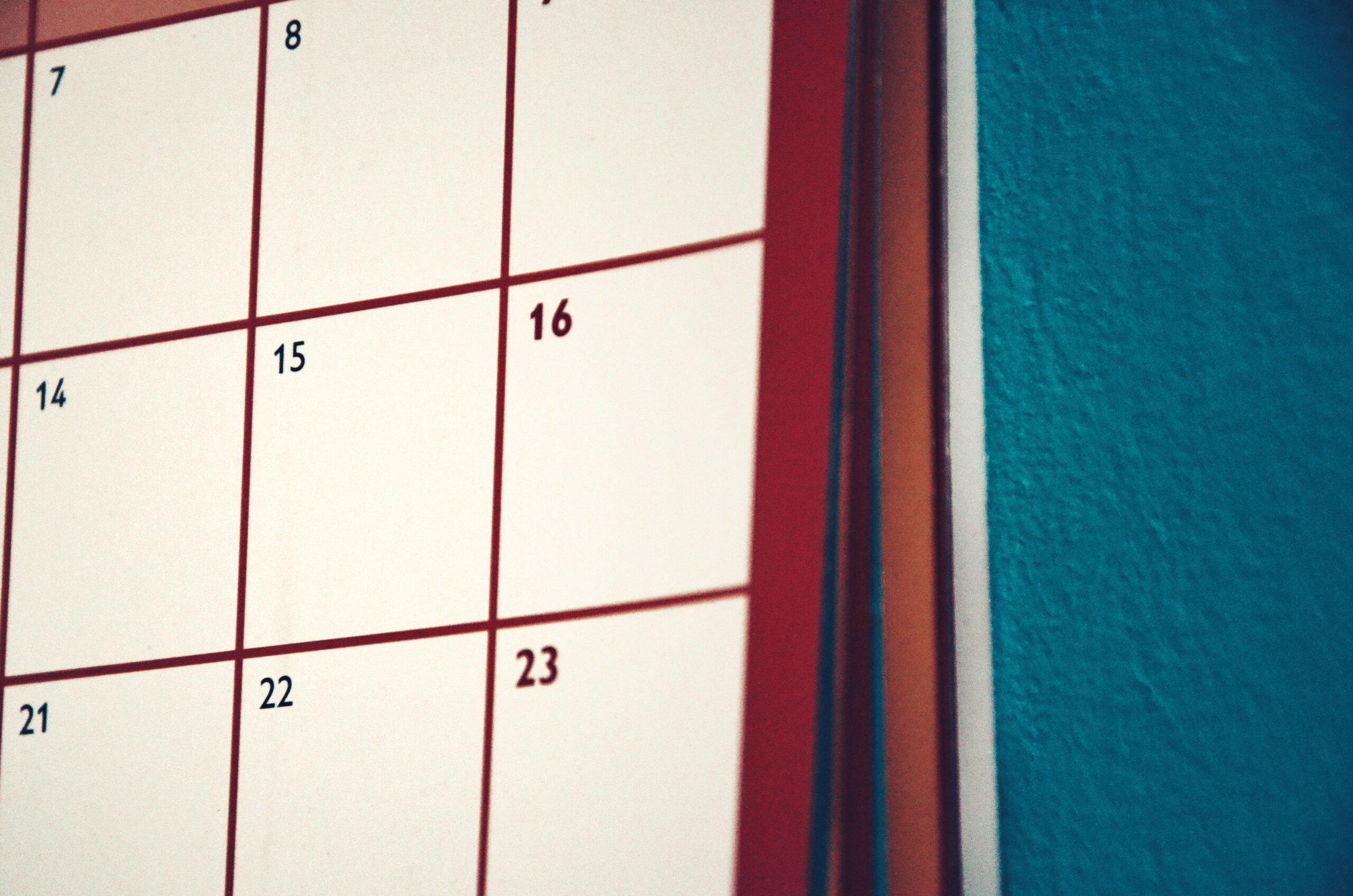 Photo of a blank calendar